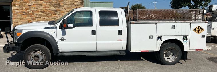 image for item DS3121 2015 Ford F450 Super Duty XLT Crew Cab utility / service truck