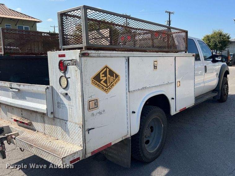 image for item DS3121 2015 Ford F450 Super Duty XLT Crew Cab utility / service truck