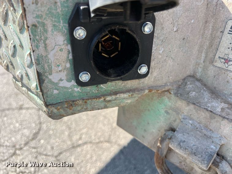 image for item DS3121 2015 Ford F450 Super Duty XLT Crew Cab utility / service truck