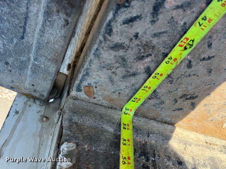 image for item DS3121 2015 Ford F450 Super Duty XLT Crew Cab utility / service truck