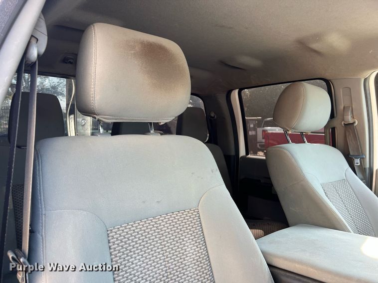 image for item DS3121 2015 Ford F450 Super Duty XLT Crew Cab utility / service truck