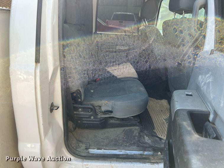 image for item DS3121 2015 Ford F450 Super Duty XLT Crew Cab utility / service truck