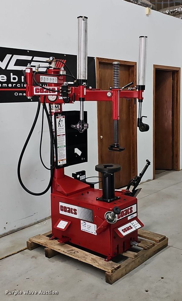 image for item DS4690 Coats 80C tire machine