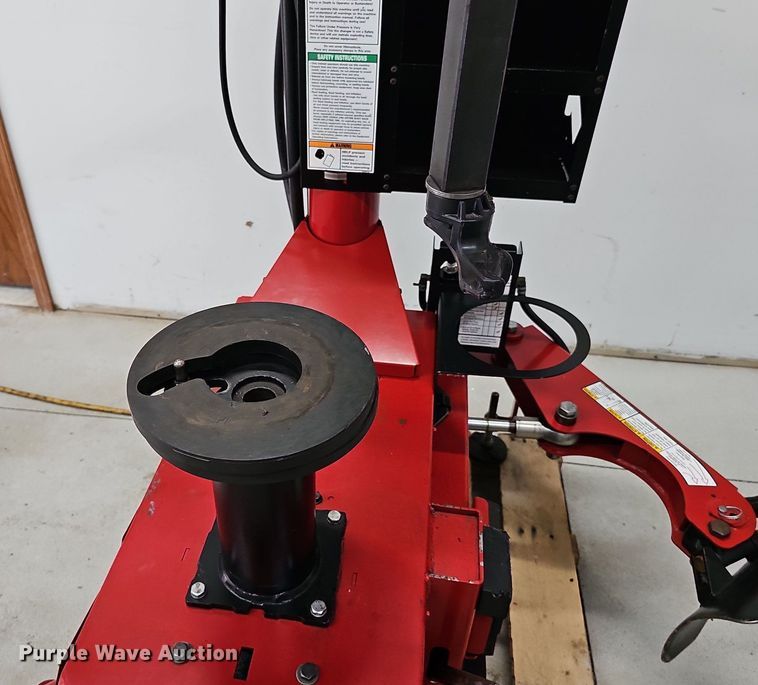 image for item DS4690 Coats 80C tire machine