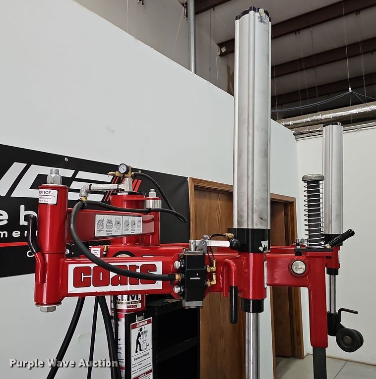 image for item DS4690 Coats 80C tire machine