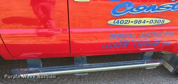 image for item DS4761 2005 Ford F350 Super Duty XLT SuperCab utility bed pickup truck