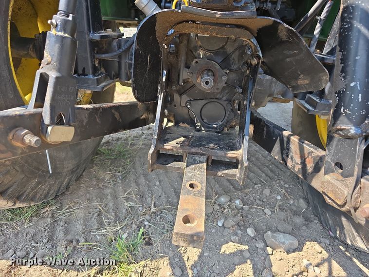 image for item DS4793 2002 John Deere 4610 tractor