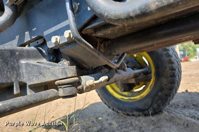 image for item DS4793 2002 John Deere 4610 tractor