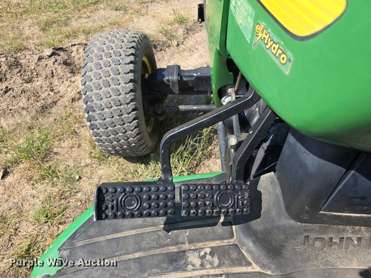 image for item DS4793 2002 John Deere 4610 tractor