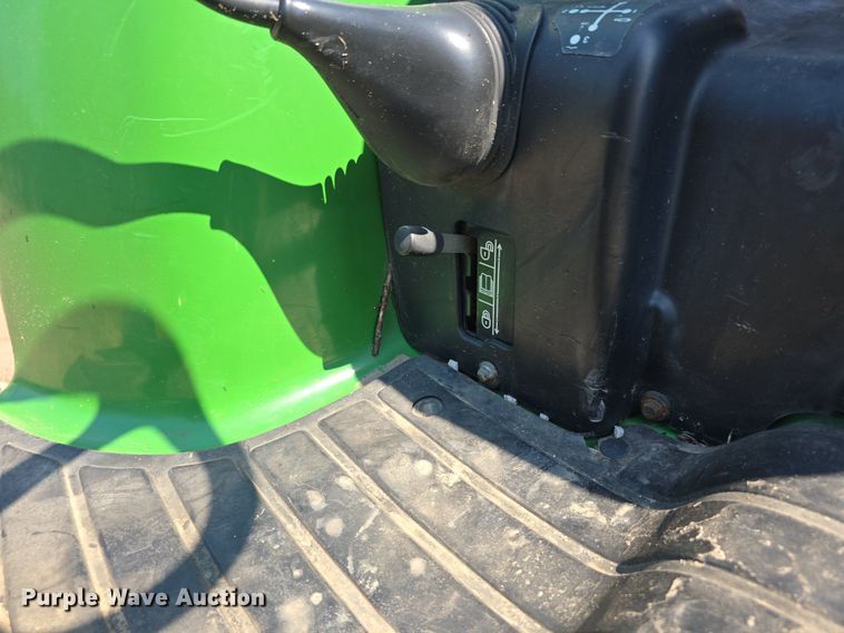 image for item DS4793 2002 John Deere 4610 tractor