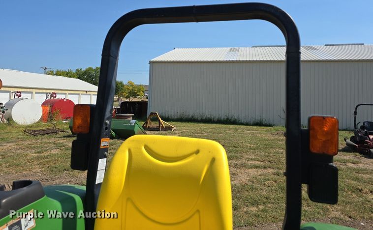 image for item DS4793 2002 John Deere 4610 tractor