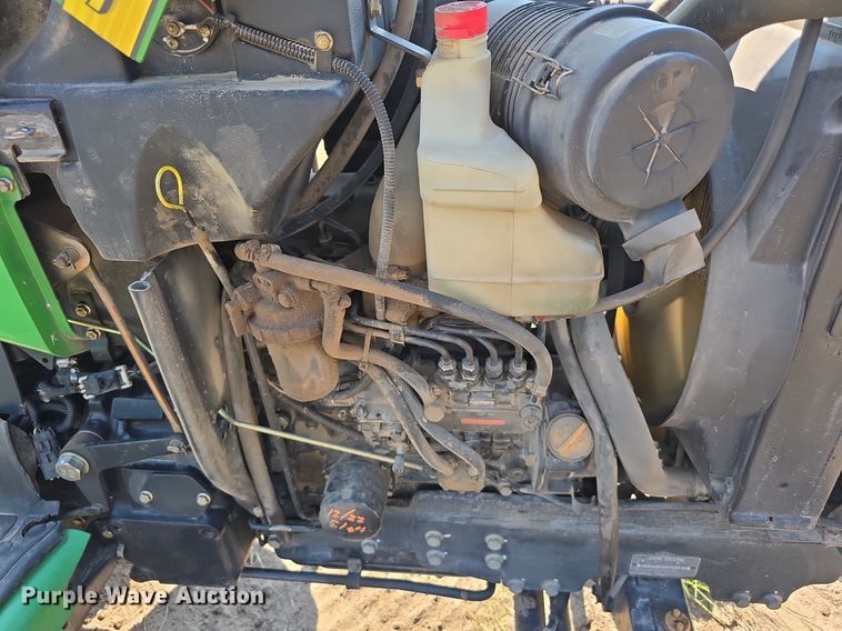 image for item DS4793 2002 John Deere 4610 tractor