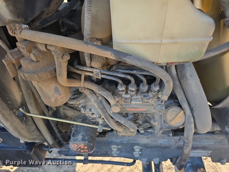 image for item DS4793 2002 John Deere 4610 tractor