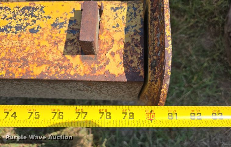 image for item DS4797 (2) pieces of ag equipment