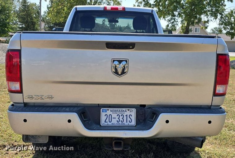 image for item DS4798 2016 Dodge Ram 3500HD pickup truck