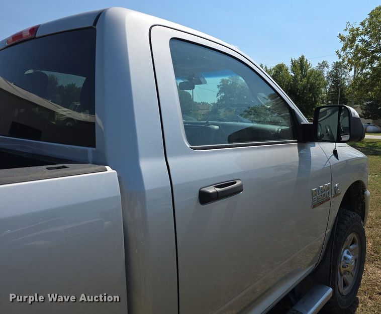 image for item DS4798 2016 Dodge Ram 3500HD pickup truck