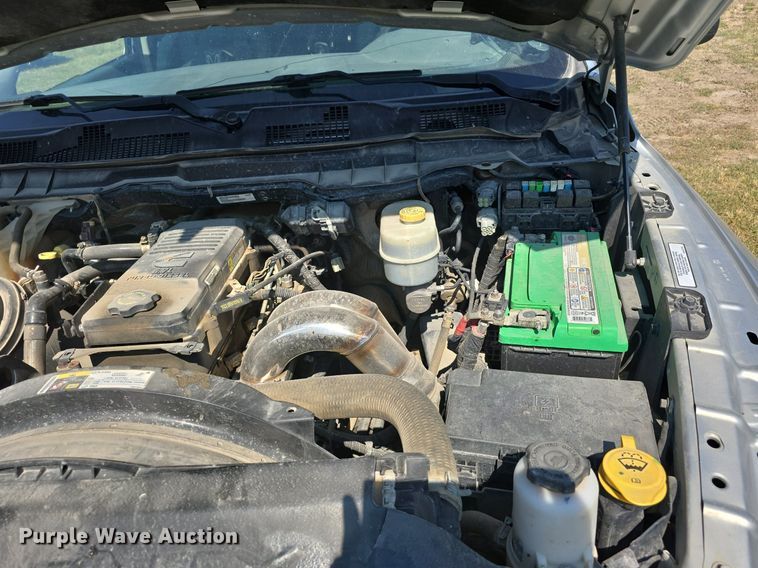 image for item DS4798 2016 Dodge Ram 3500HD pickup truck