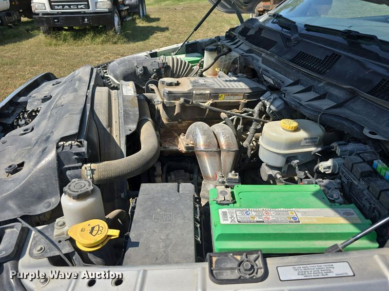 image for item DS4798 2016 Dodge Ram 3500HD pickup truck