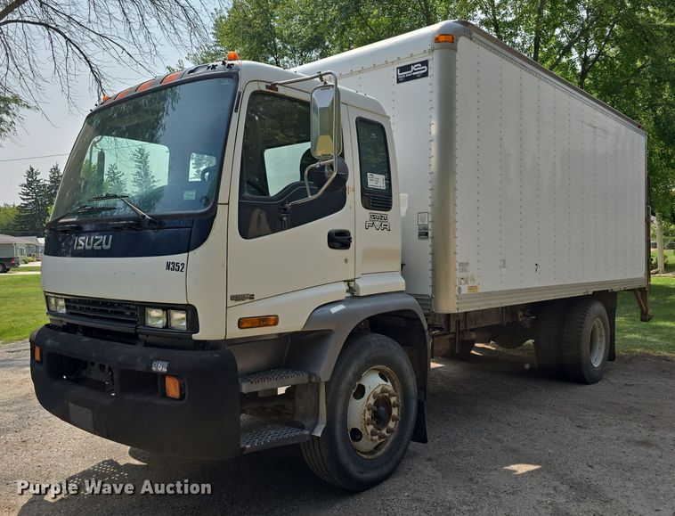image for item DS4837 2006 Isuzu FVR box truck