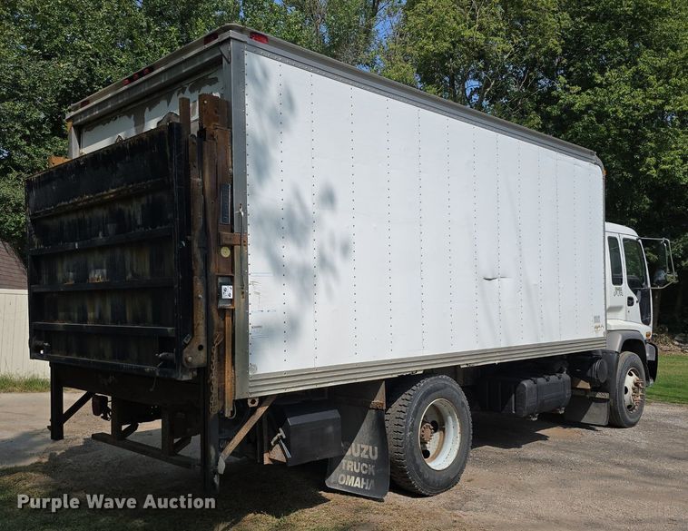 image for item DS4837 2006 Isuzu FVR box truck