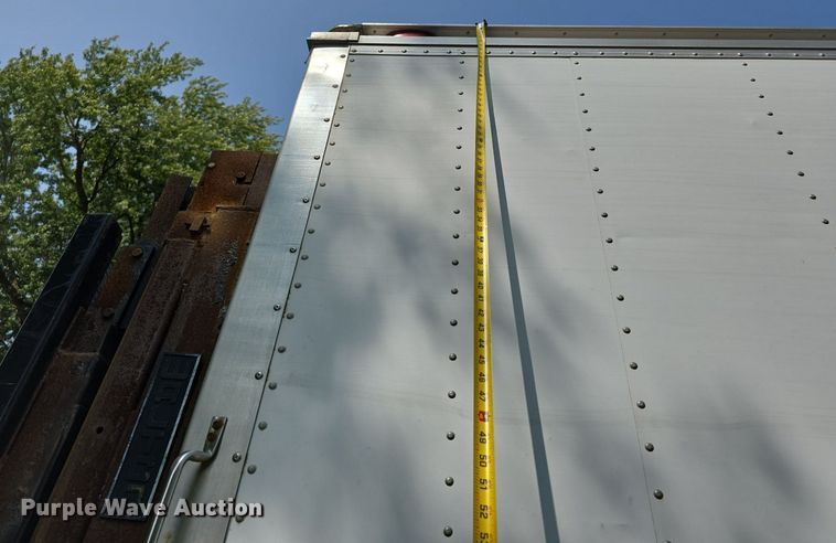 image for item DS4837 2006 Isuzu FVR box truck