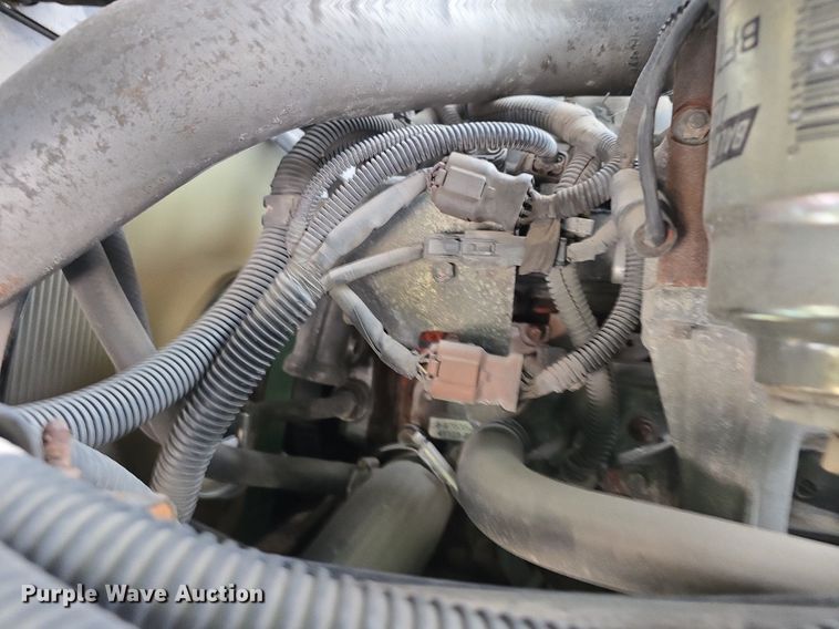 image for item DS4837 2006 Isuzu FVR box truck