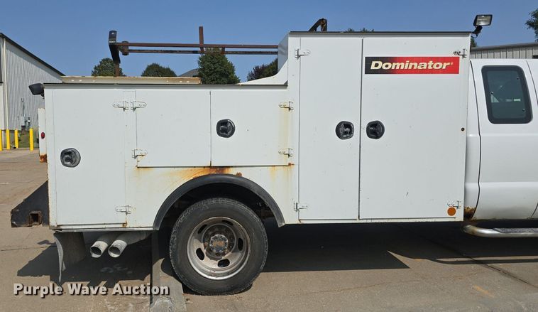 image for item DS4839 2012 Ford F550 Super Duty XL SuperCab utility / service truck