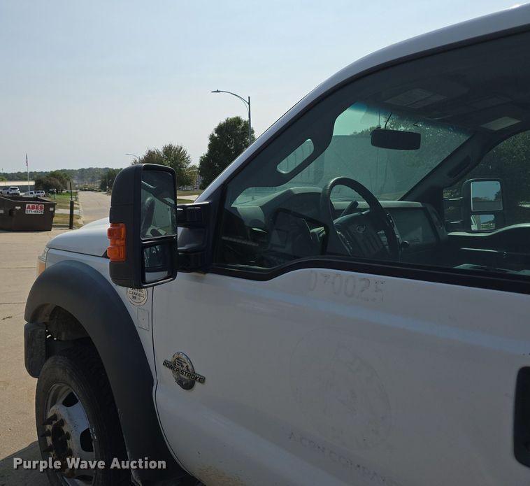 image for item DS4839 2012 Ford F550 Super Duty XL SuperCab utility / service truck