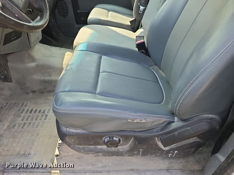 image for item DS4839 2012 Ford F550 Super Duty XL SuperCab utility / service truck