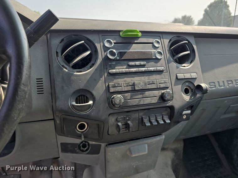 image for item DS4839 2012 Ford F550 Super Duty XL SuperCab utility / service truck