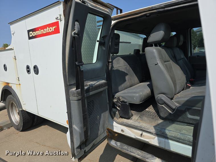 image for item DS4839 2012 Ford F550 Super Duty XL SuperCab utility / service truck