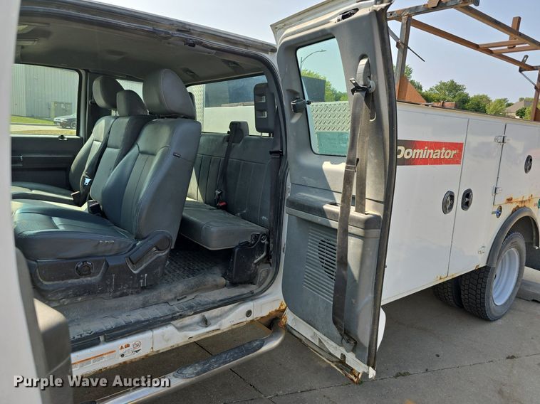 image for item DS4839 2012 Ford F550 Super Duty XL SuperCab utility / service truck