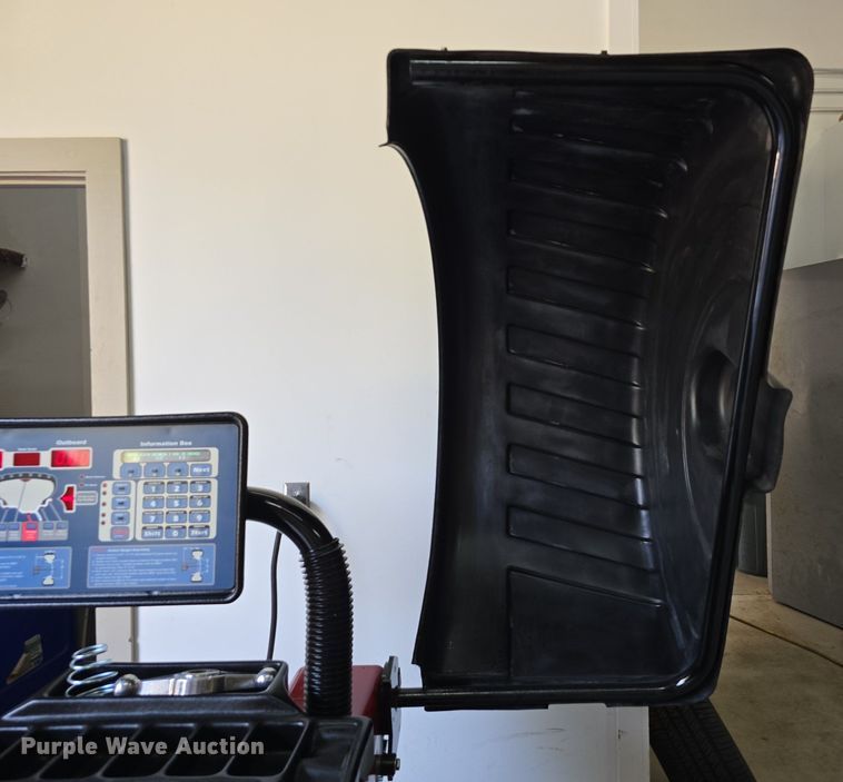 image for item DS4842 Coats 1250 Direct Drive tire balancer