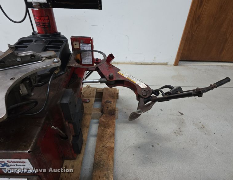 image for item DS4843 Coats 70X-AH-3 tire machine