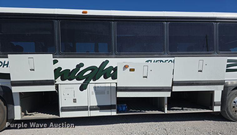 image for item DS4872 1998 Motor Coach Industries 102-D3 coach bus