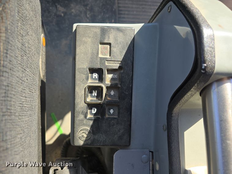 image for item DS4872 1998 Motor Coach Industries 102-D3 coach bus