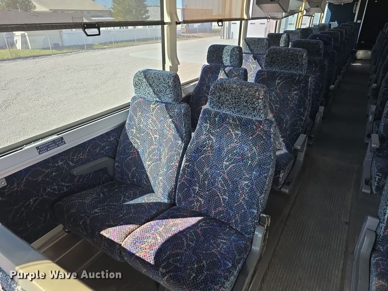 image for item DS4872 1998 Motor Coach Industries 102-D3 coach bus