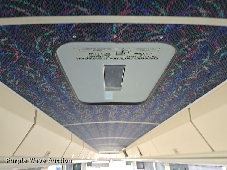 image for item DS4872 1998 Motor Coach Industries 102-D3 coach bus