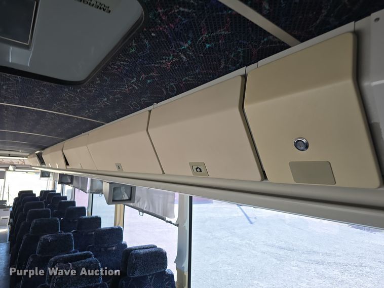 image for item DS4872 1998 Motor Coach Industries 102-D3 coach bus