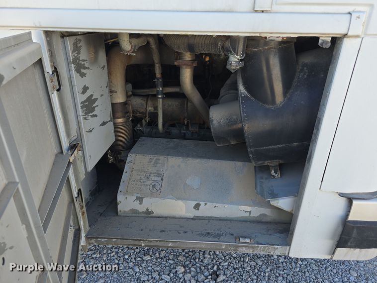 image for item DS4872 1998 Motor Coach Industries 102-D3 coach bus
