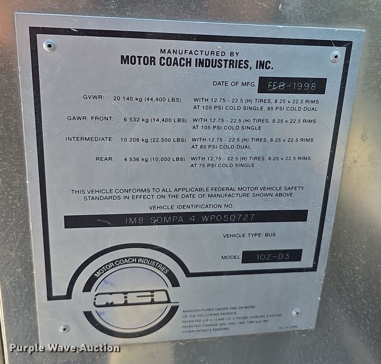 image for item DS4872 1998 Motor Coach Industries 102-D3 coach bus