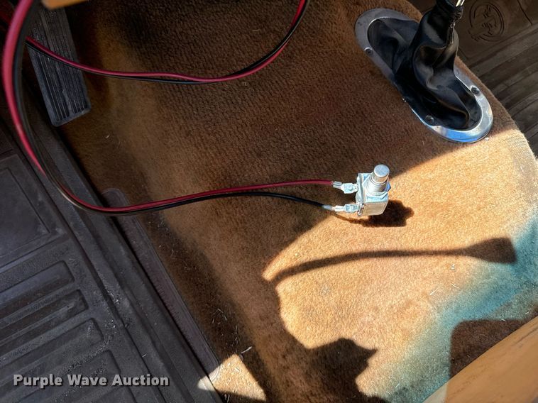 image for item DV2766 1985 Dodge  Ram Charger SUV