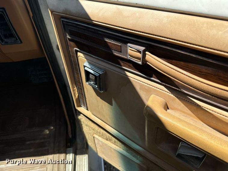 image for item DV2766 1985 Dodge  Ram Charger SUV