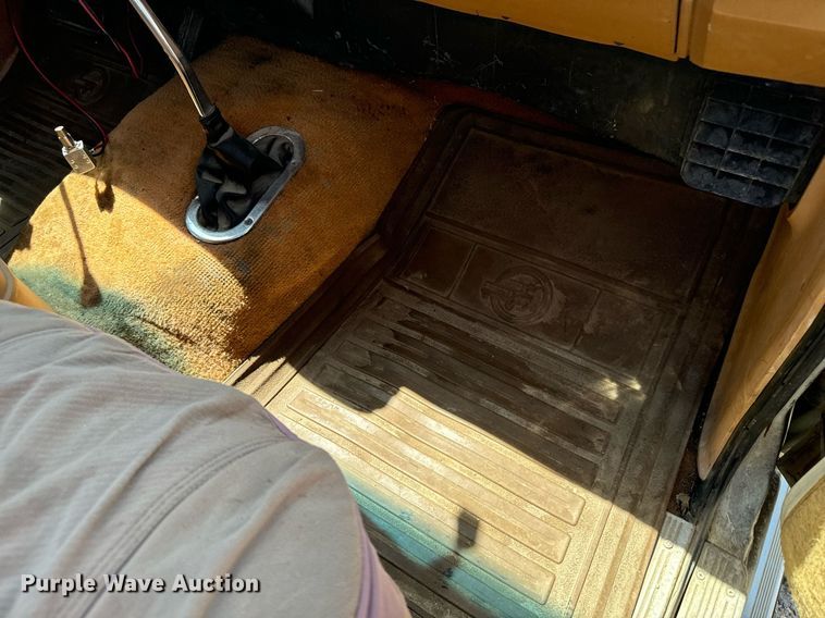 image for item DV2766 1985 Dodge  Ram Charger SUV