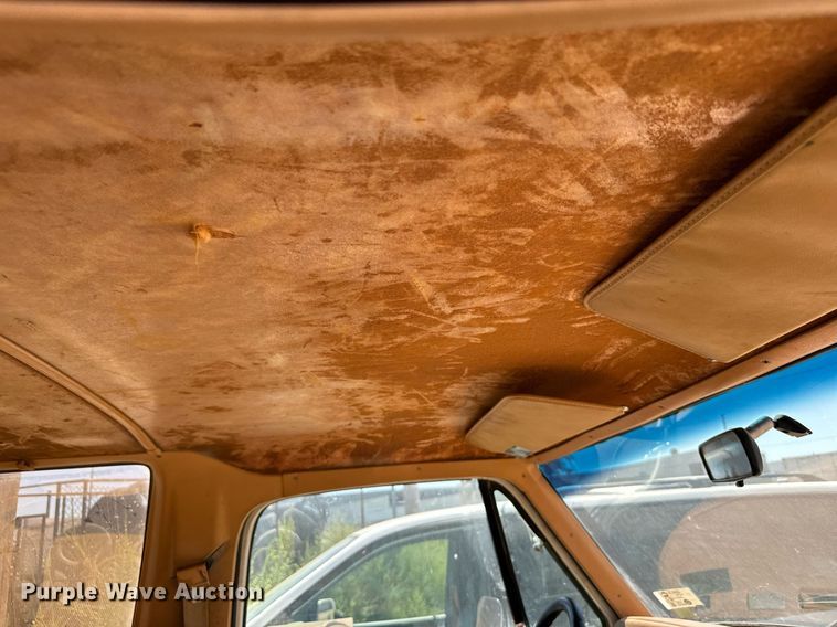 image for item DV2766 1985 Dodge  Ram Charger SUV