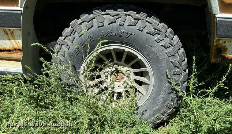 image for item DV2766 1985 Dodge  Ram Charger SUV