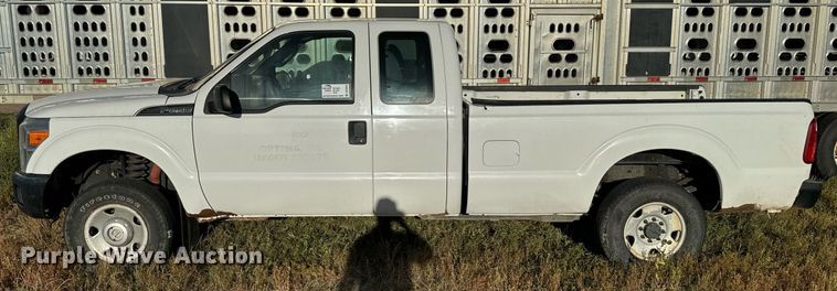 image for item DV2816 2016 Ford F250 Super Duty SuperCab pickup truck