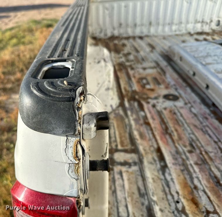 image for item DV2816 2016 Ford F250 Super Duty SuperCab pickup truck