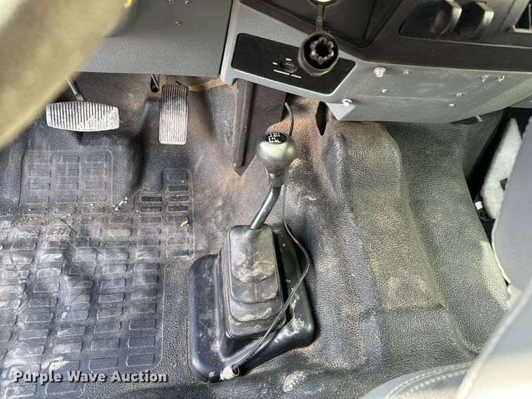 image for item DV2816 2016 Ford F250 Super Duty SuperCab pickup truck