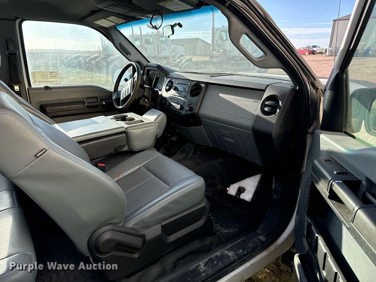 image for item DV2816 2016 Ford F250 Super Duty SuperCab pickup truck